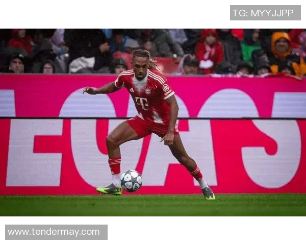 小国际足球明星崭露头角引领年轻球员追梦之路