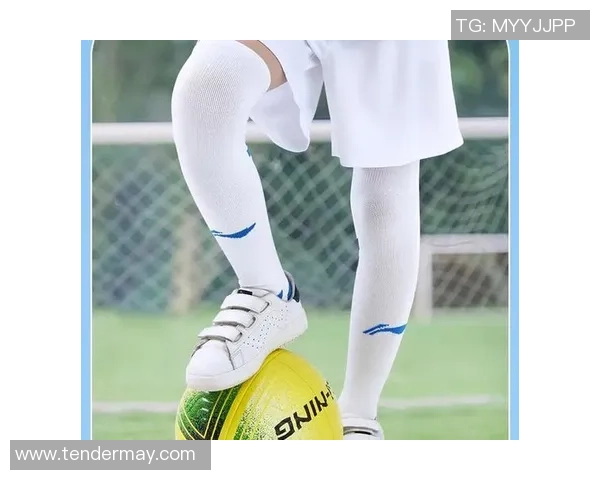 抗菌足球袜子助力运动健康让每一次奔跑都充满活力与舒适感